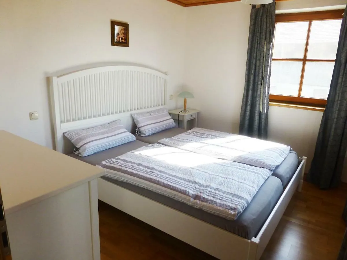 Apartment Ferienwohnung Bösch Taching am See