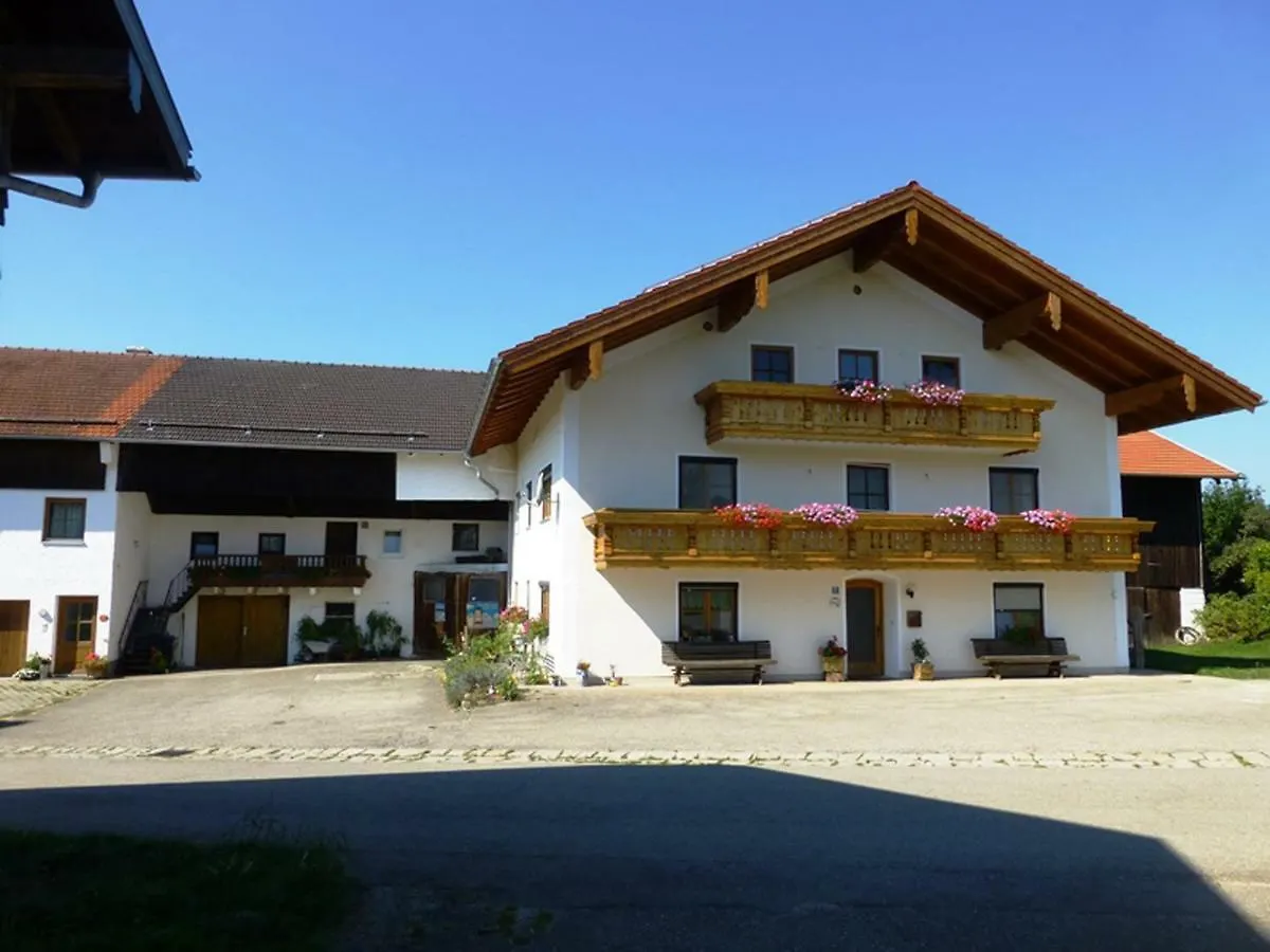Ferienwohnung Bösch Taching am See